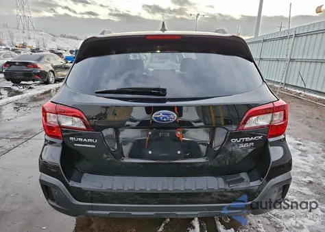 2018 Subaru Outback Touring z USA, uszkodzony, nr VIN 4S4BSETC7J3237571